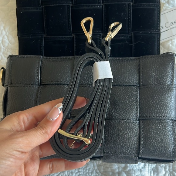 Viola Castellani Black Woven Leather Crossbody Bag - Picture 7 of 14